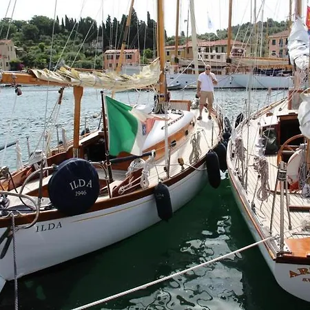 Il Profumo Dellegrazie * Le Grazie (Liguria)