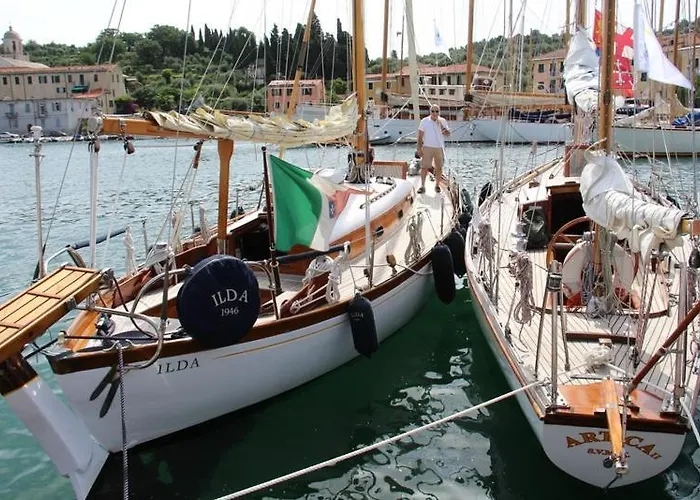 Il Profumo Dellegrazie * Le Grazie (Liguria)